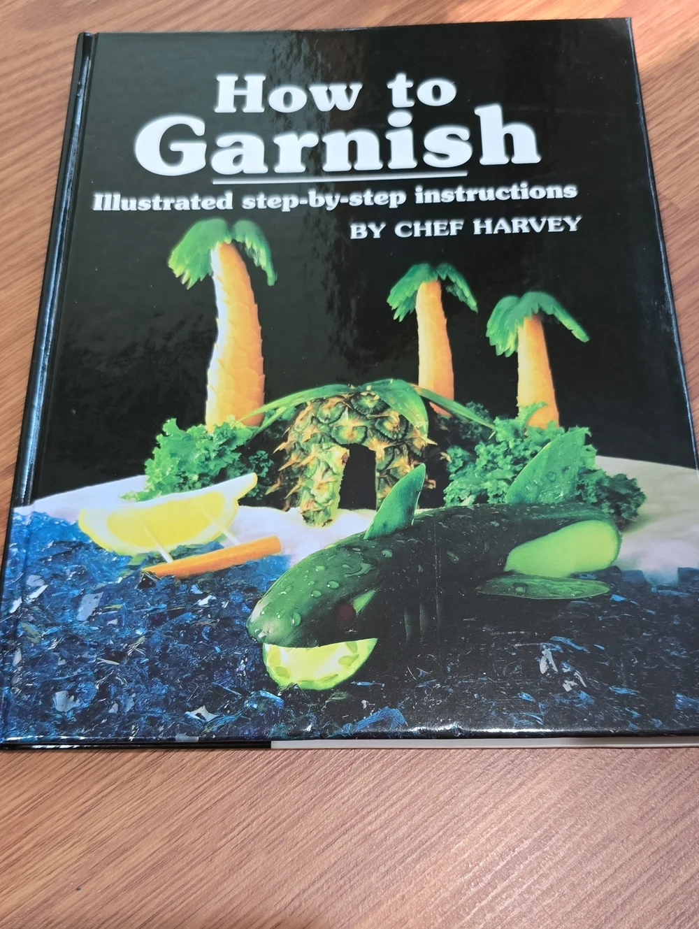 How to Garnish Cookbook - Illustrated Step-by-Step Instructions
